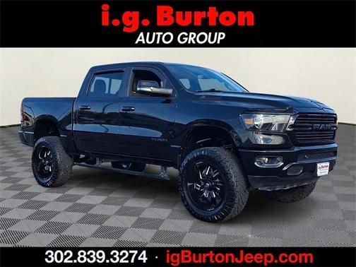 2021 RAM 1500 Big Horn Crew Cab 4x4 57' Box