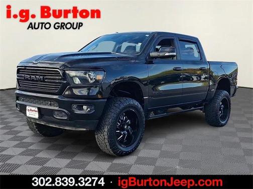 2021 RAM 1500 Big Horn Crew Cab 4x4 57' Box