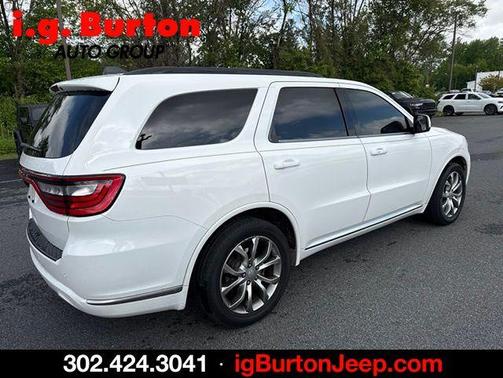 White 2018 Dodge Durango SXT