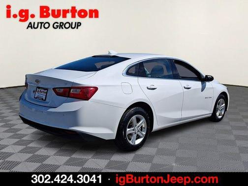 Summit White 2024 Chevrolet Malibu LT
