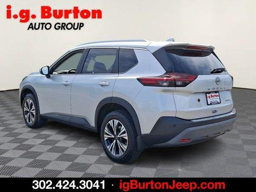 Brilliant Silver Metallic 2023 Nissan Rogue SV