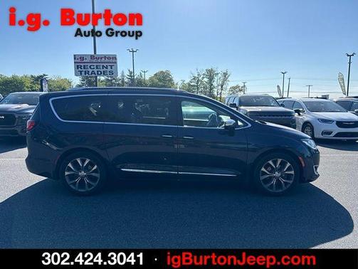 Jazz Blue Pearlcoat 2019 Chrysler Pacifica Limited