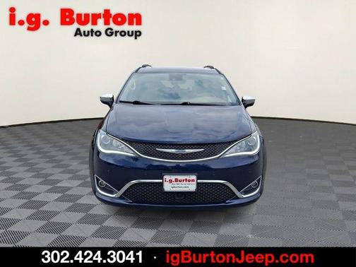 Jazz Blue Pearlcoat 2019 Chrysler Pacifica Limited