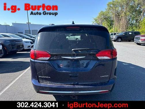 Jazz Blue Pearlcoat 2019 Chrysler Pacifica Limited