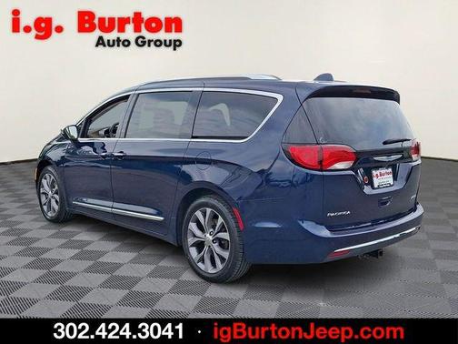 Jazz Blue Pearlcoat 2019 Chrysler Pacifica Limited