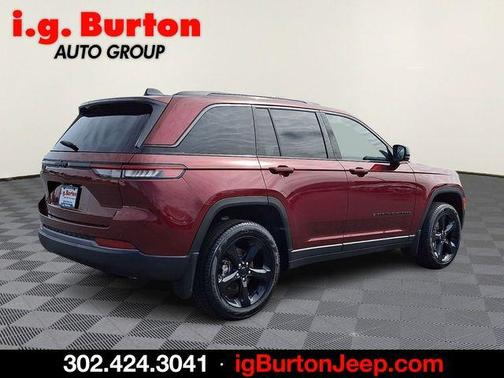 Velvet Red Pearlcoat 2026 Jeep Grand Cherokee Limited
