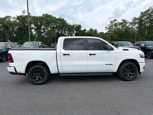 Bright White Clearcoat 2025 RAM 1500 Big Horn/Lone Star