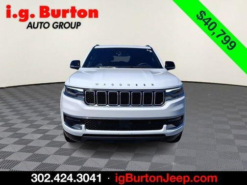 Bright White Clearcoat 2024 Jeep Wagoneer Series II