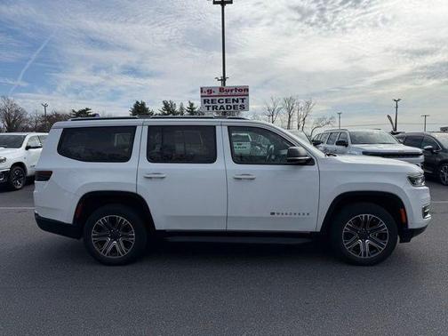 Bright White Clearcoat 2024 Jeep Wagoneer Series II