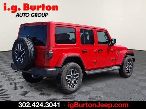 Firecracker Red Clearcoat 2026 Jeep Wrangler Sahara