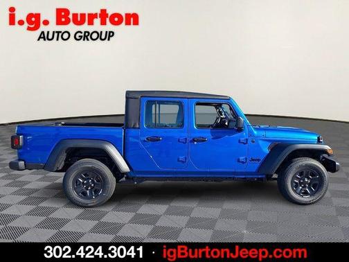 2026 Jeep Gladiator Sport