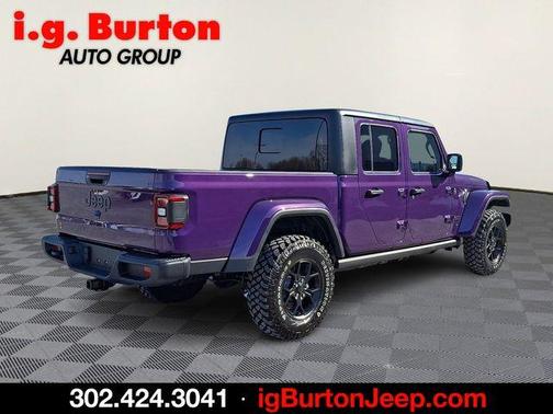2026 Jeep Gladiator Sport