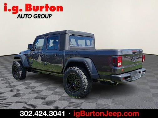 2026 Jeep Gladiator Sport