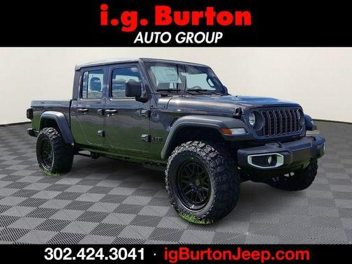2026 Jeep Gladiator Sport