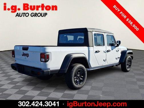 2026 Jeep Gladiator Sport