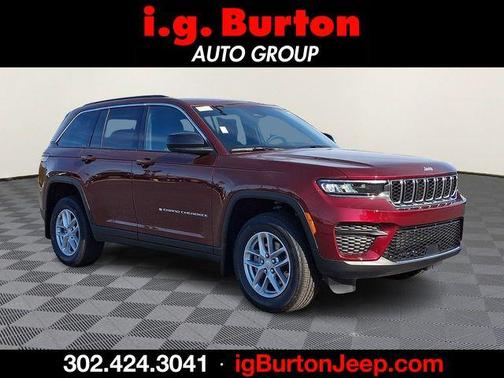 Velvet Red Pearlcoat 2026 Jeep Grand Cherokee Laredo