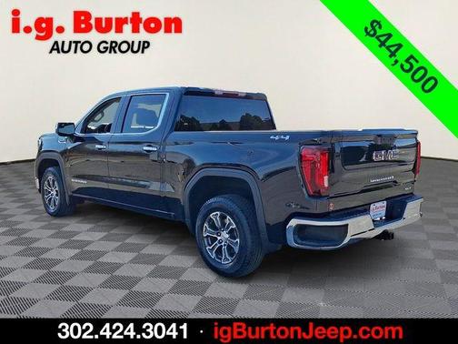 Onyx Black 2024 GMC Sierra 1500 SLT