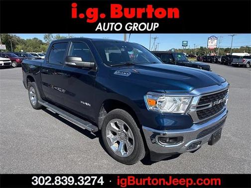 2022 RAM 1500 Big Horn Crew Cab 4x4 57' Box