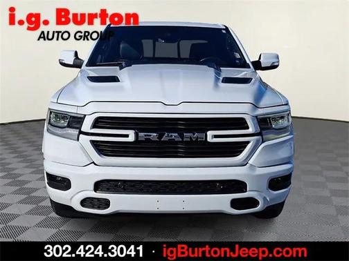 2022 RAM 1500 Laramie Crew Cab 4x4 57' Box