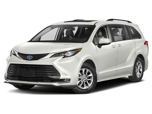 White 2021 Toyota Sienna XLE
