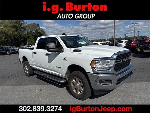 2023 RAM 2500 Big Horn Crew Cab 4x4 64' Box