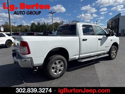 2023 RAM 2500 Big Horn Crew Cab 4x4 64' Box