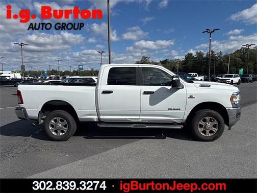 2023 RAM 2500 Big Horn Crew Cab 4x4 64' Box