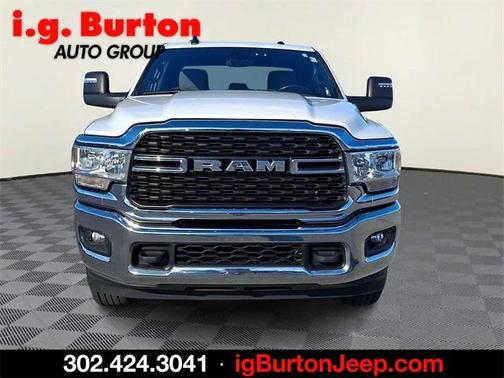 2023 RAM 2500 Big Horn Crew Cab 4x4 64' Box