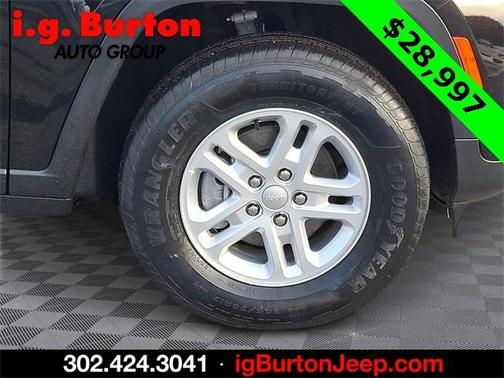 2023 Jeep Grand Cherokee Laredo