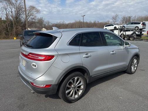 2017 Lincoln MKC Select
