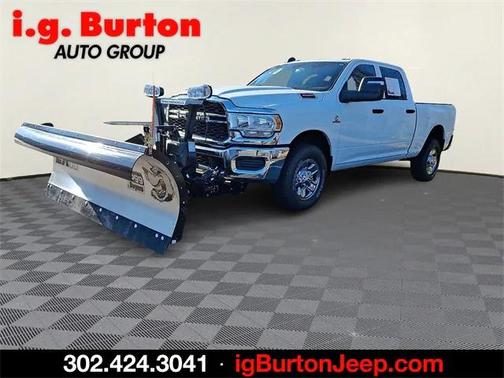 2024 RAM 3500 Tradesman Crew Cab 4x4 64' Box