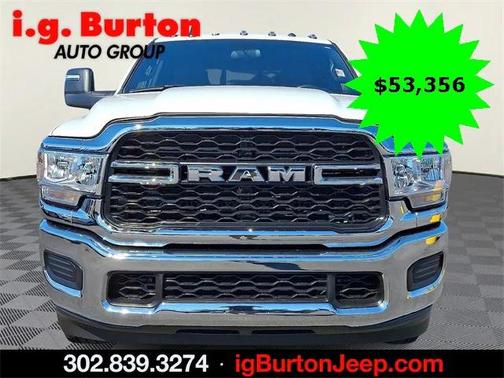 2024 RAM 3500 Tradesman Crew Cab 4x4 64' Box