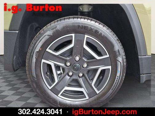 41 2026 Jeep Cherokee LAREDO/LIMITED