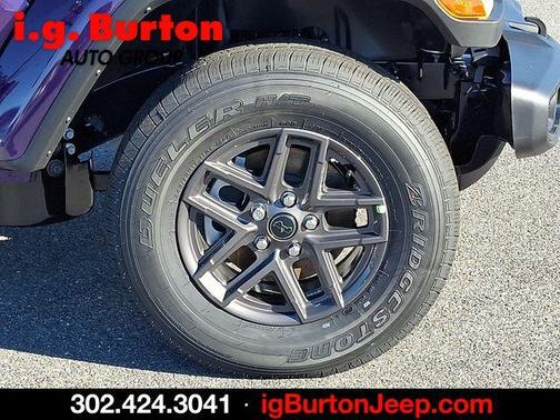 2026 Jeep Gladiator Sport