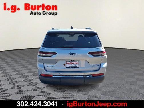 Silver 2021 Jeep Grand Cherokee L Limited