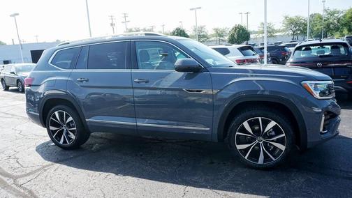 2025 Volkswagen Atlas 2.0T SEL Premium R-Line