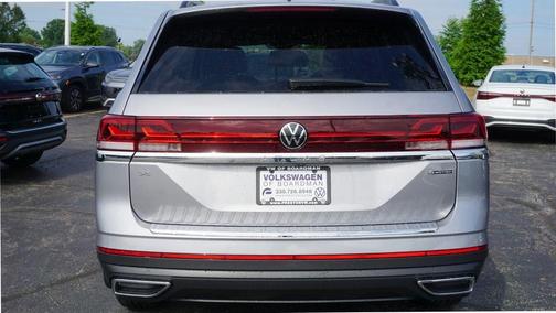2025 Volkswagen Atlas 2.0T SE