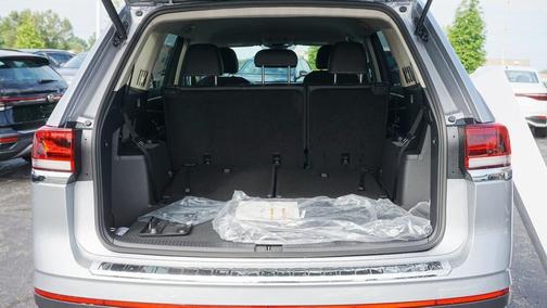 2025 Volkswagen Atlas 2.0T SE