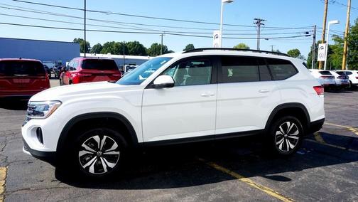 2026 Volkswagen Atlas 2.0T SE