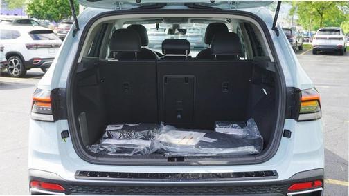 2025 Volkswagen Taos 1.5T SEL