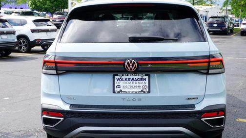 2025 Volkswagen Taos 1.5T SEL