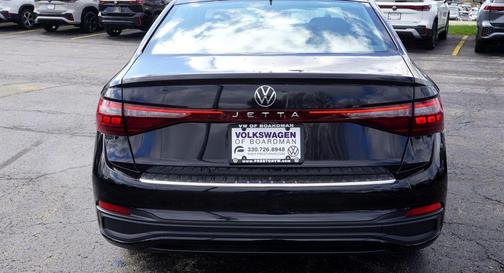 Deep Black Pearl Effect 2026 Volkswagen Jetta 1.5T S