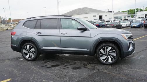 2025 Volkswagen Atlas 2.0T SE