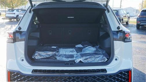 2026 Volkswagen Tiguan 2.0T SEL R-Line