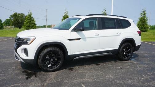 2025 Volkswagen Atlas 2.0T Peak Edition