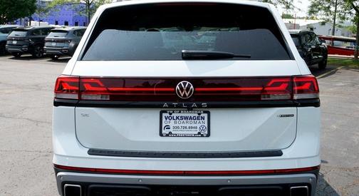 2025 Volkswagen Atlas 2.0T Peak Edition