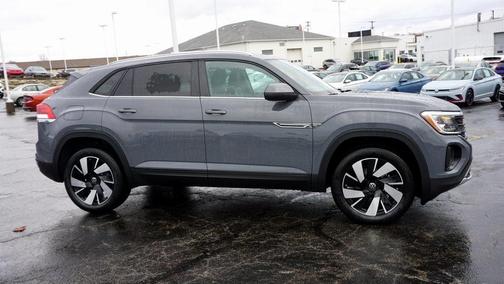 2026 Volkswagen Atlas Cross Sport 2.0T SE