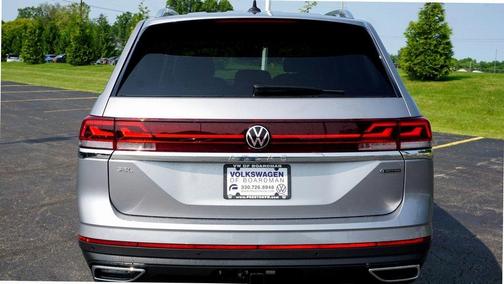 2025 Volkswagen Atlas 2.0T SEL