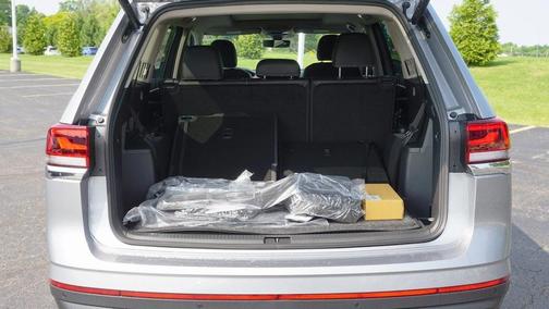 2025 Volkswagen Atlas 2.0T SEL