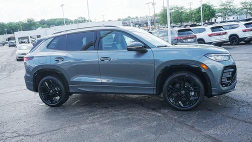 2025 Volkswagen Tiguan 2.0T SE R-Line Black